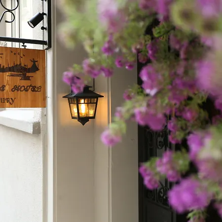 Perazre Hotel