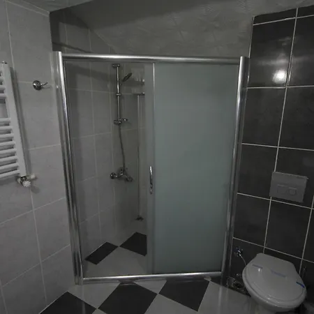 Hotel Perazre 2*